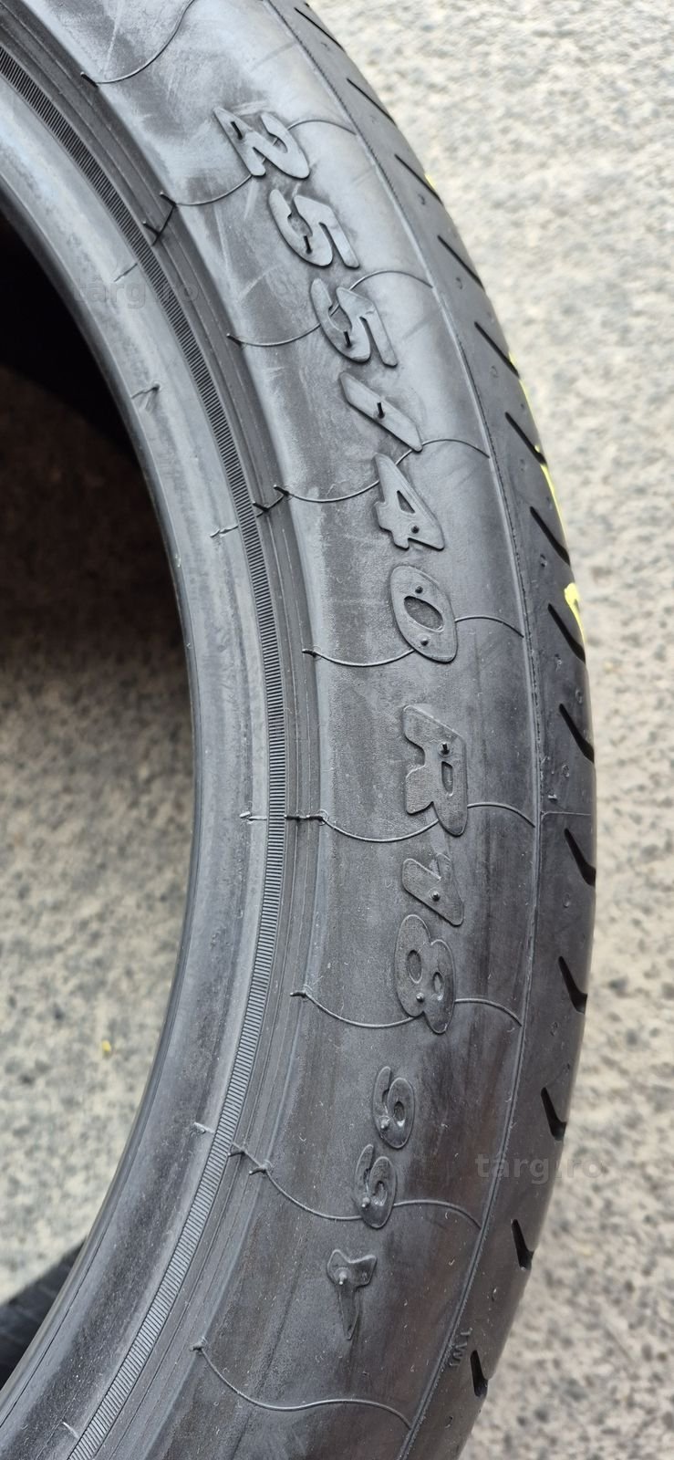4 anvelope vara Pirelli,fata 225/45/18,spate 255/40/18.Pret/bucata 8