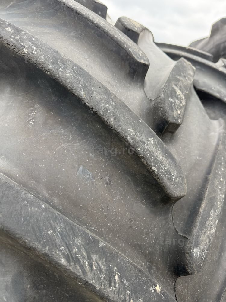 440/70r28  michelin 4