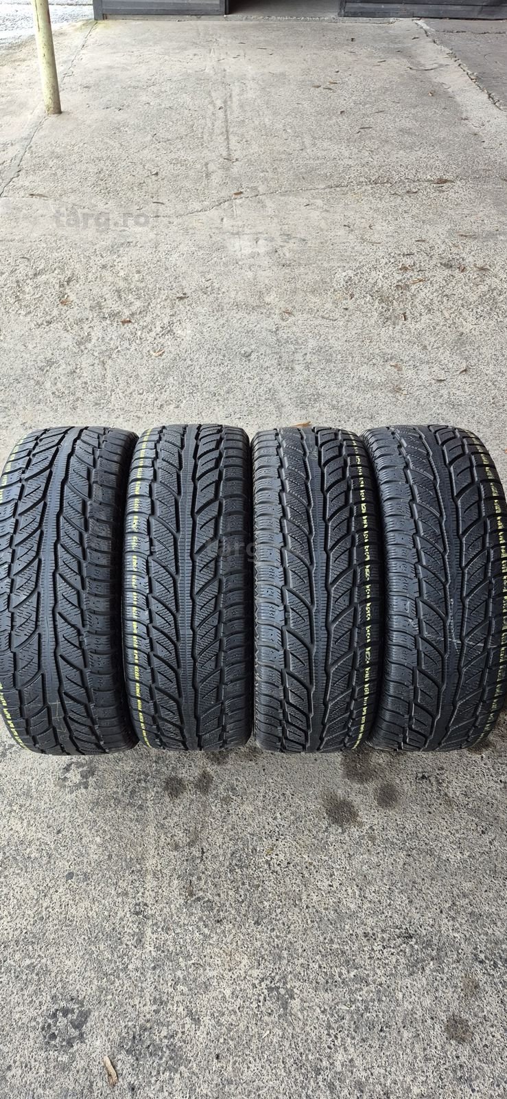 4 anvelope M+S Cooper,dimensiune 245/55/19.Pretul este pe bucata.
