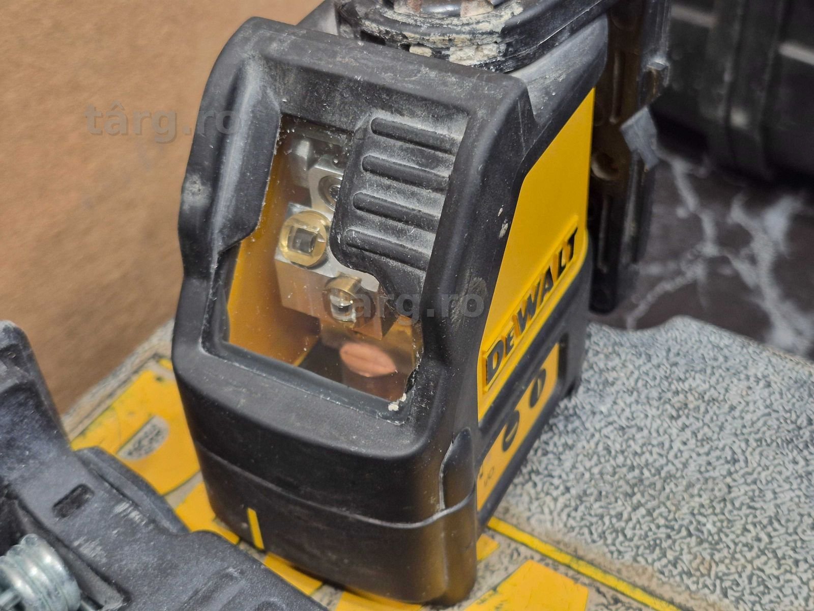 Hope Amanet P10/Nivela laser DeWalt DW088 Autonivelare 2 linii 4