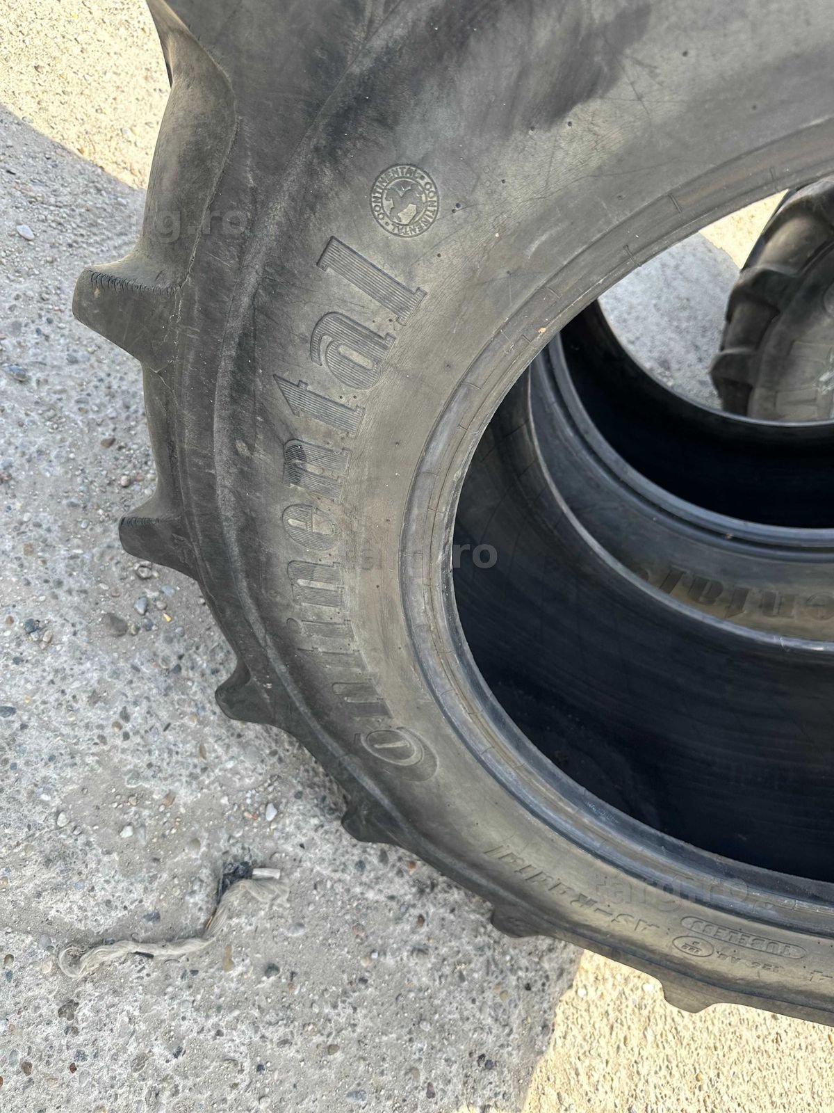 Anvelope 14.9 R24 Continental 3