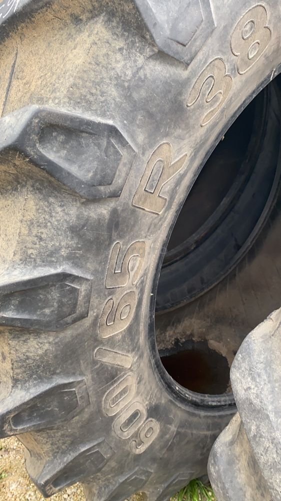 600/65r38 5