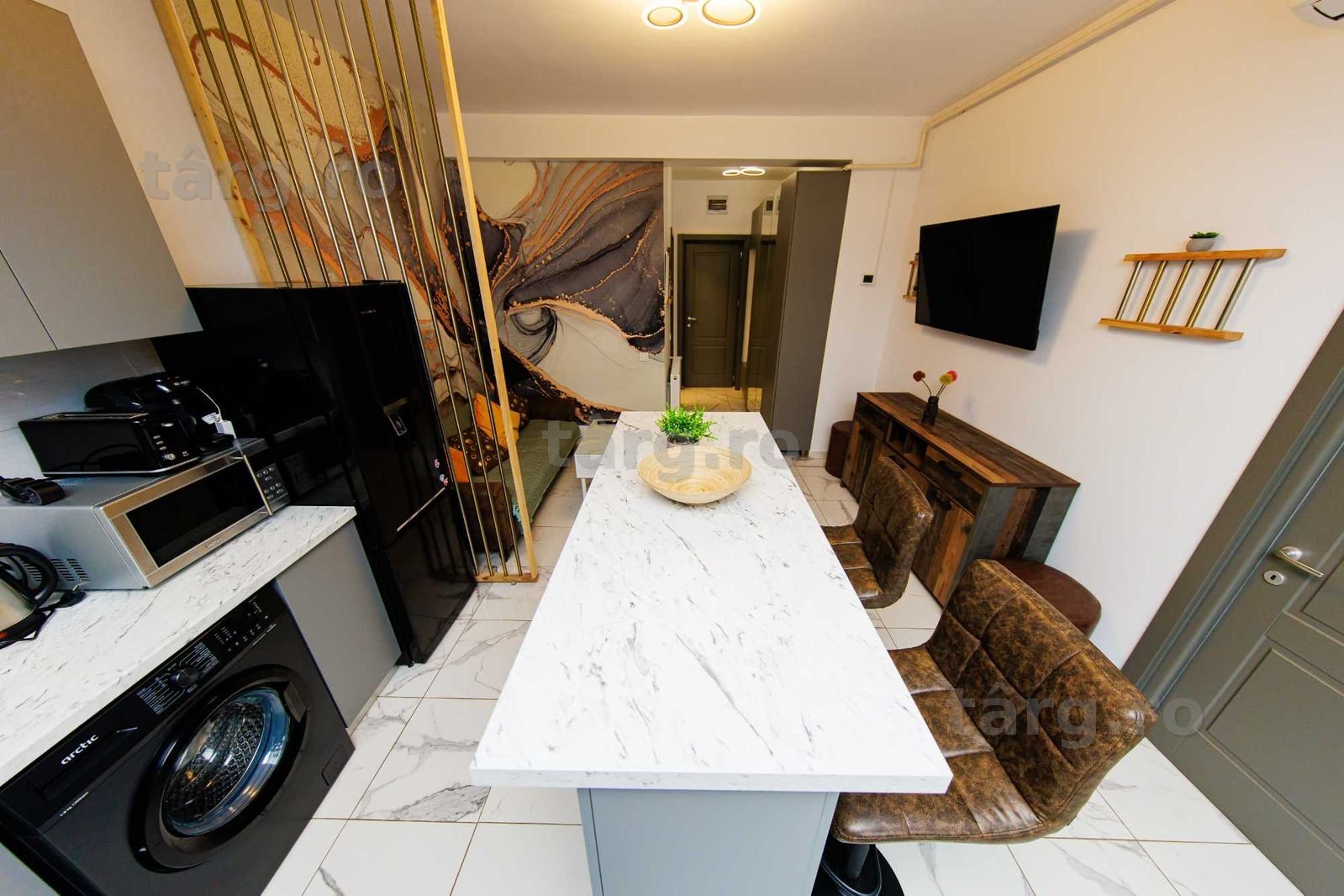 IS LUX!! Cazare Regim Hotelier Iasi Zona Palas-Centru-Aeroport 1-2-3 C 7