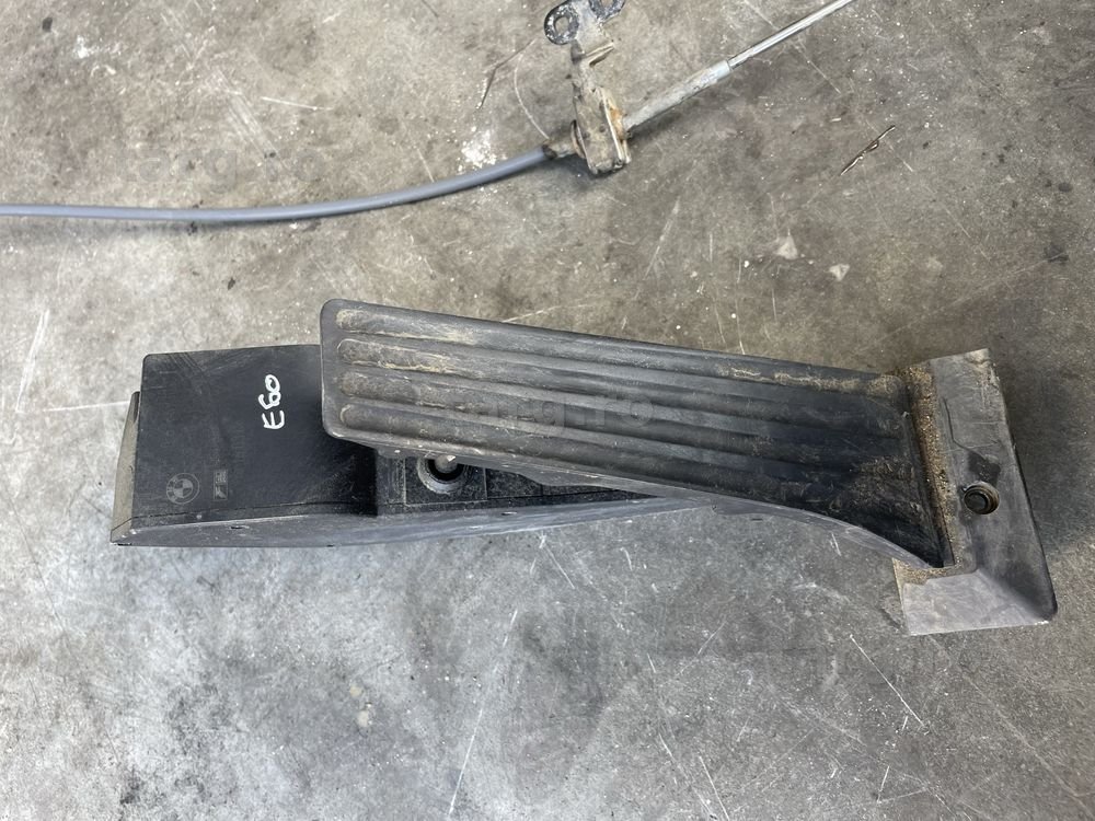Pedala acceleratie BMW e60 e61 e63 e64 seria 5 6 europa