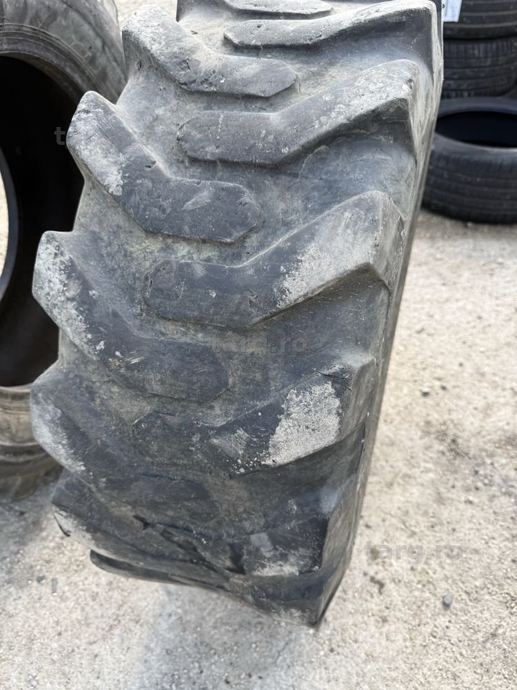 12,5/80-18 jcb buldo
