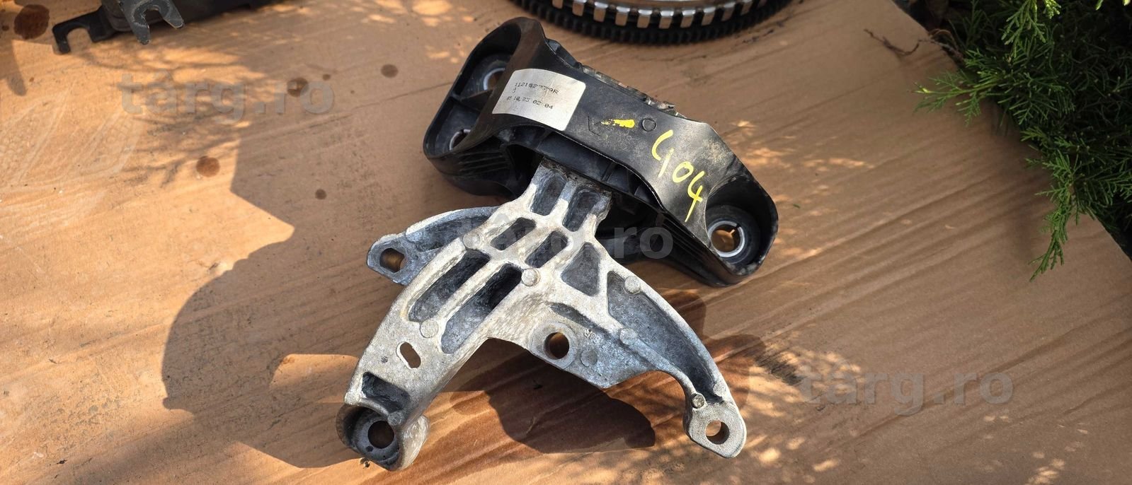 Suport tampon motor dreapta Dacia Duster 2 / Renault Express 1.5 DCI
