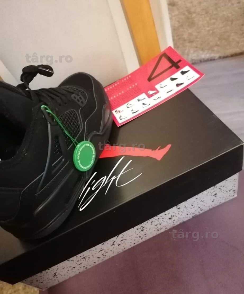 Jordan 4 retro Black Cat 7