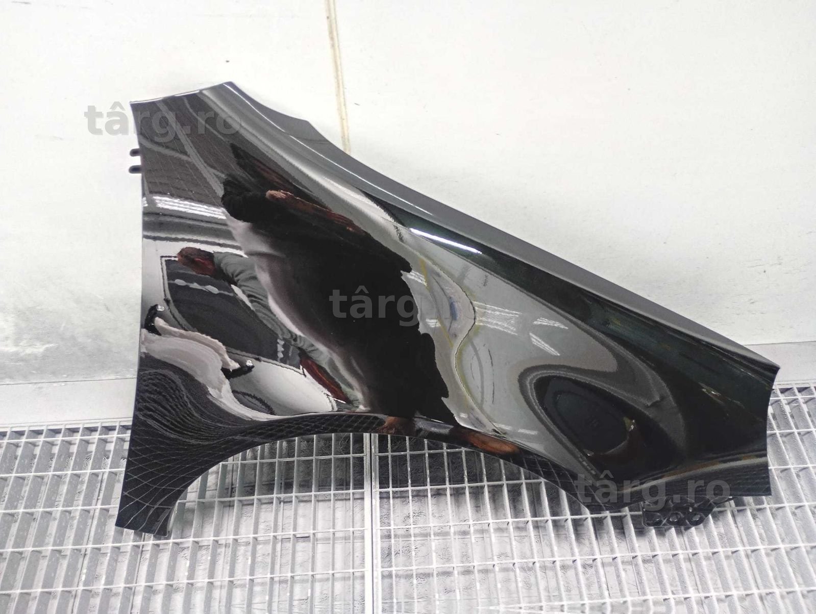 Aripa Fata Dreapta VW Golf 5 V 2004-2008 (L041 (Negru))