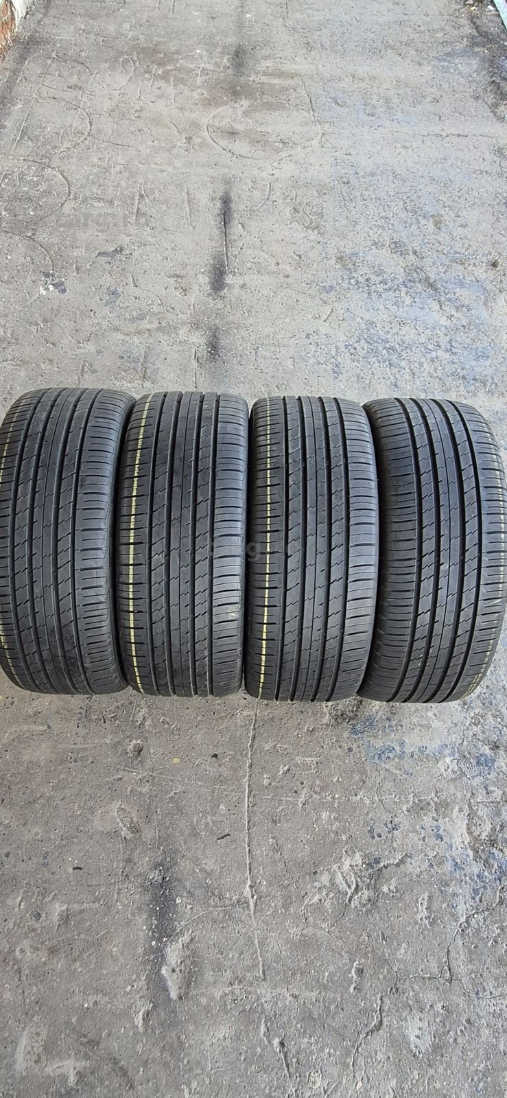 4 anvelope M+S Tracmax 245/35/21,dot 2021.Pretul este pe bucata