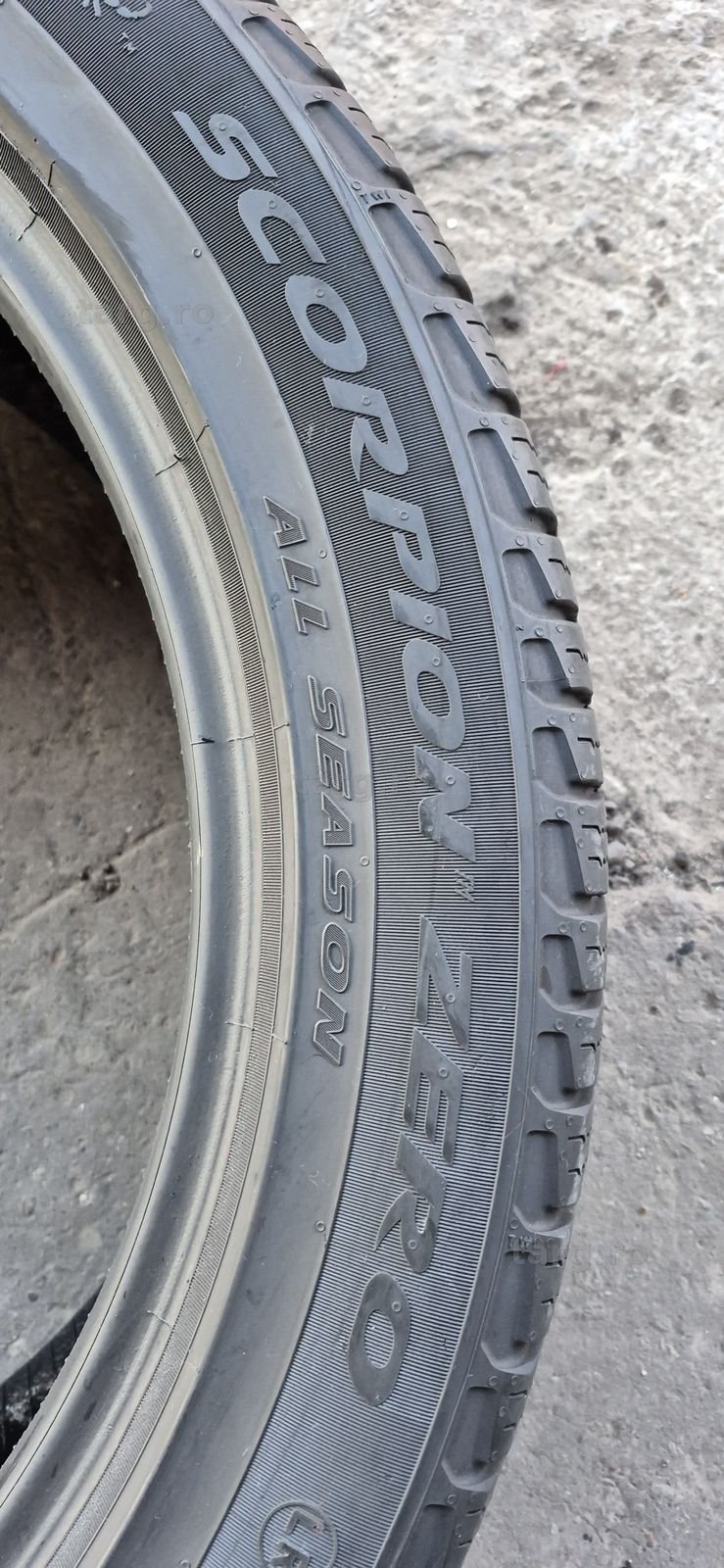 4 anvelope All Season Pirelli/Goodyear 285/45/22.Pretul este pe bucata 4