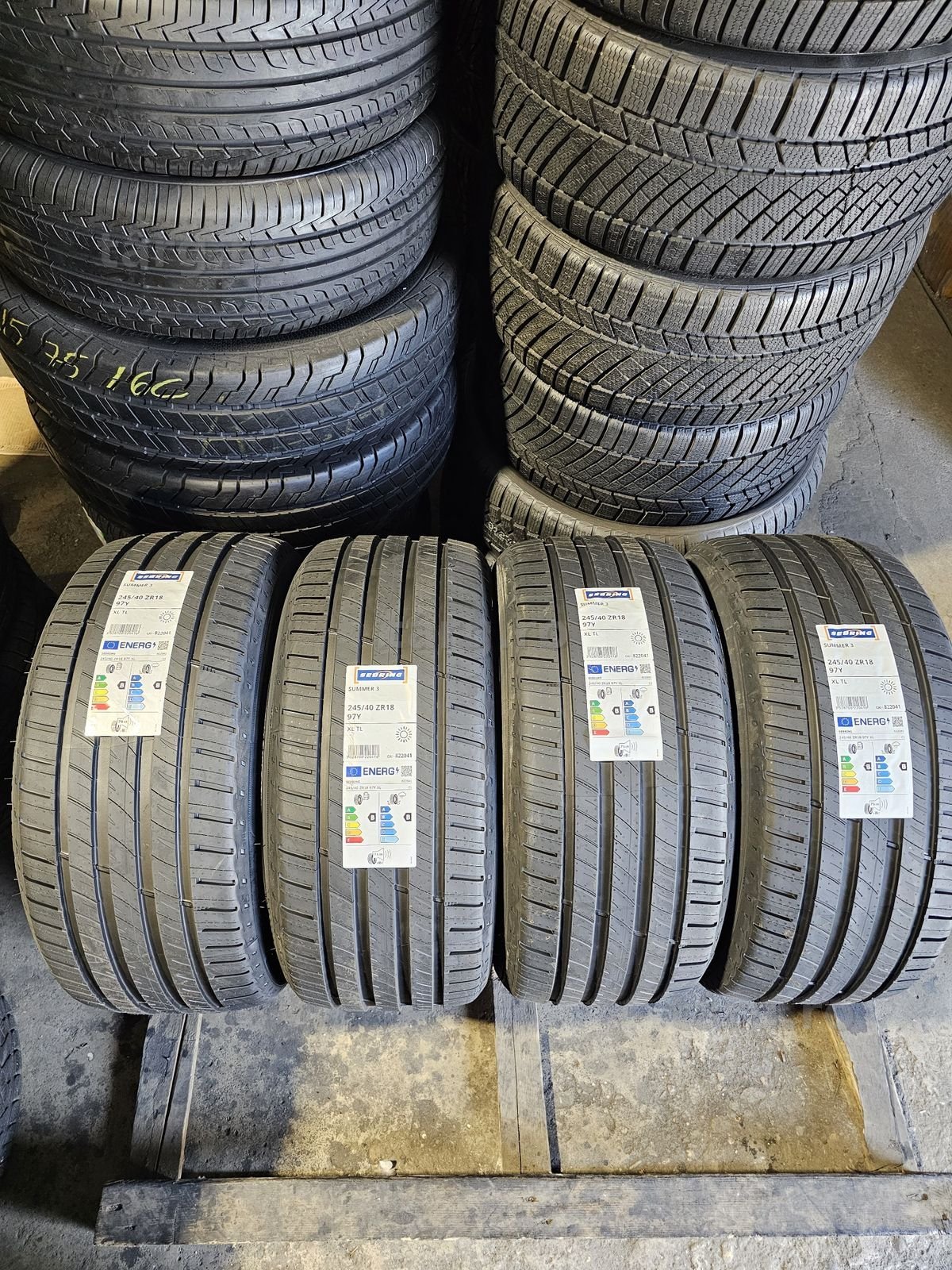 4 anvelope vara noi 245 40 18 Sebring 2026