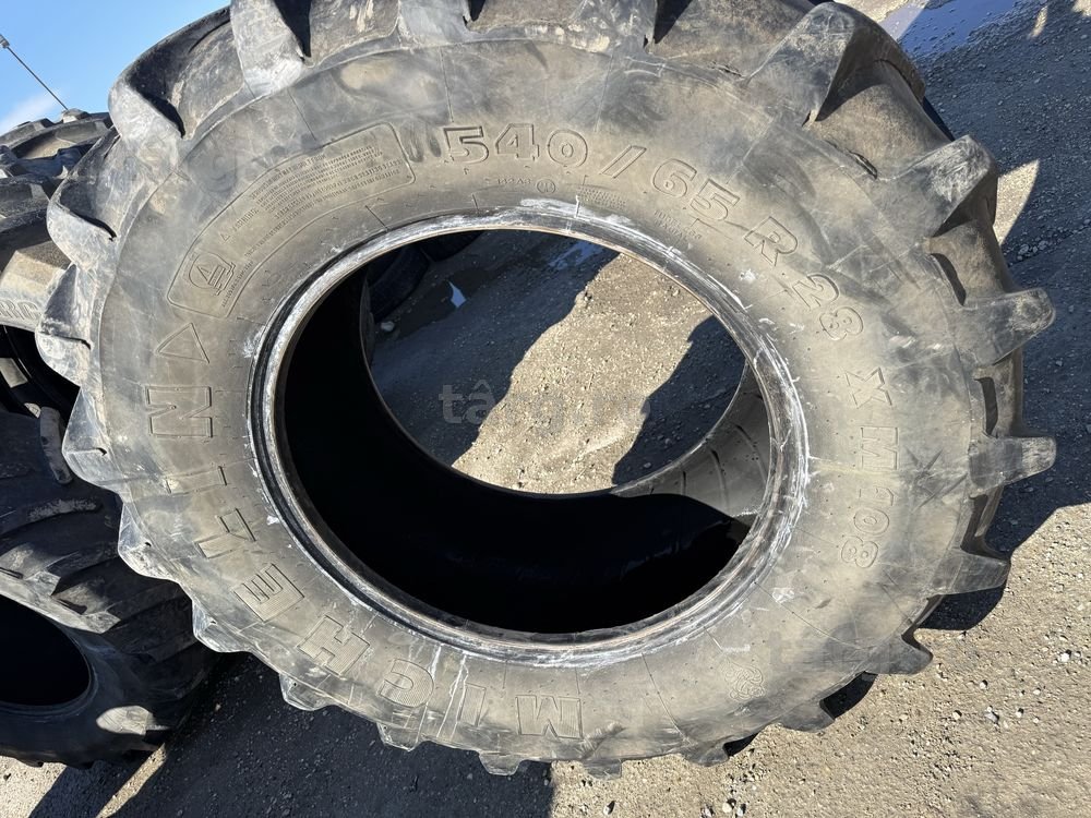 540/65r28 michelin 4