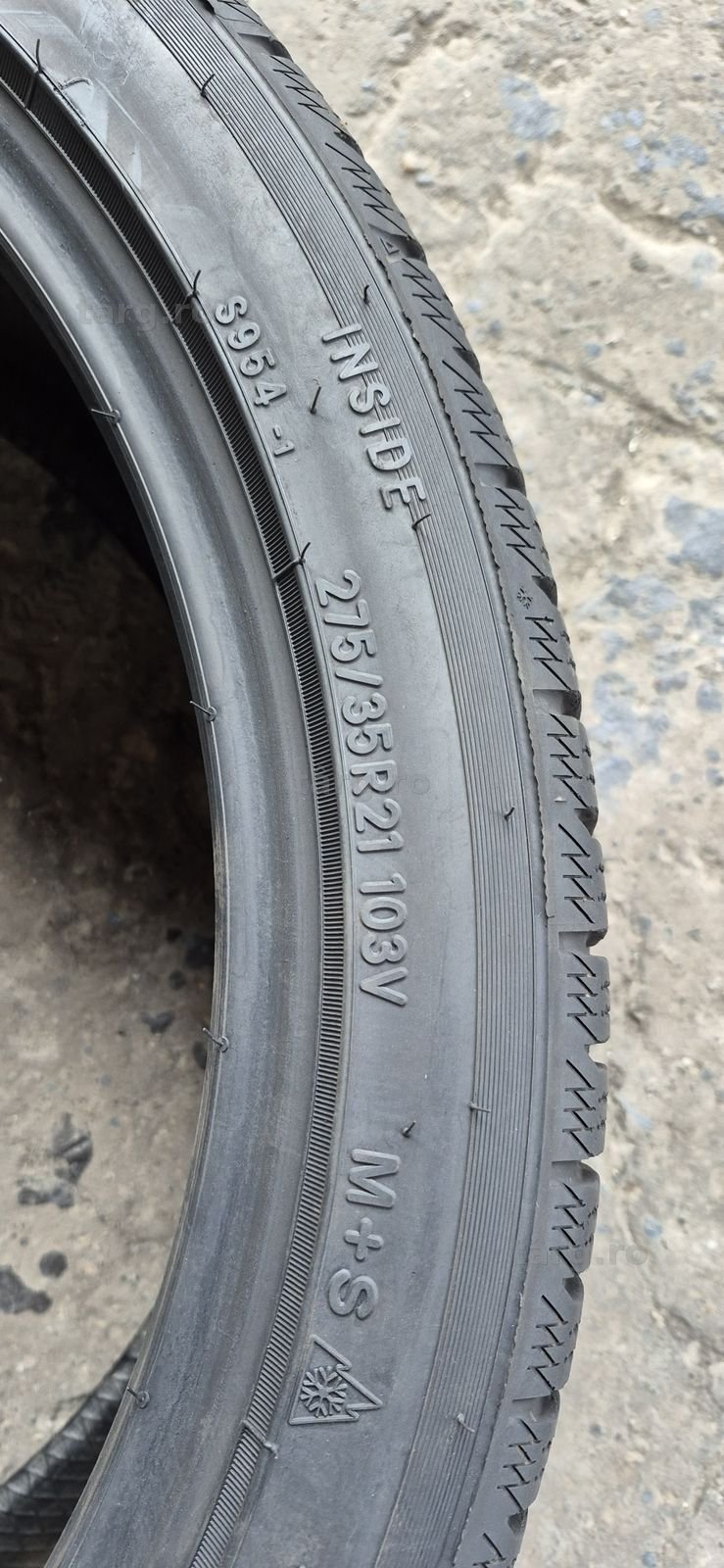 2 anvelope iarna ca noi Toyo 275/35/21,dot 2023.Pret/bucata. 5