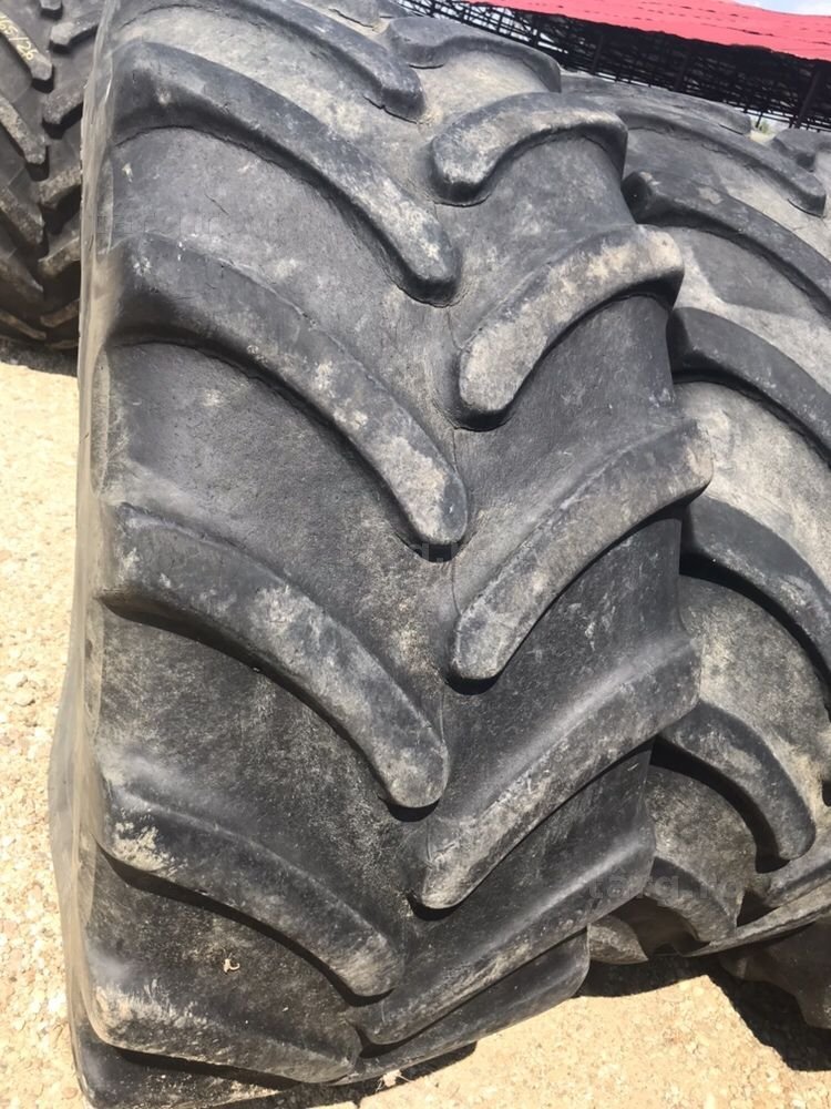 650/65r38 Firestone 2