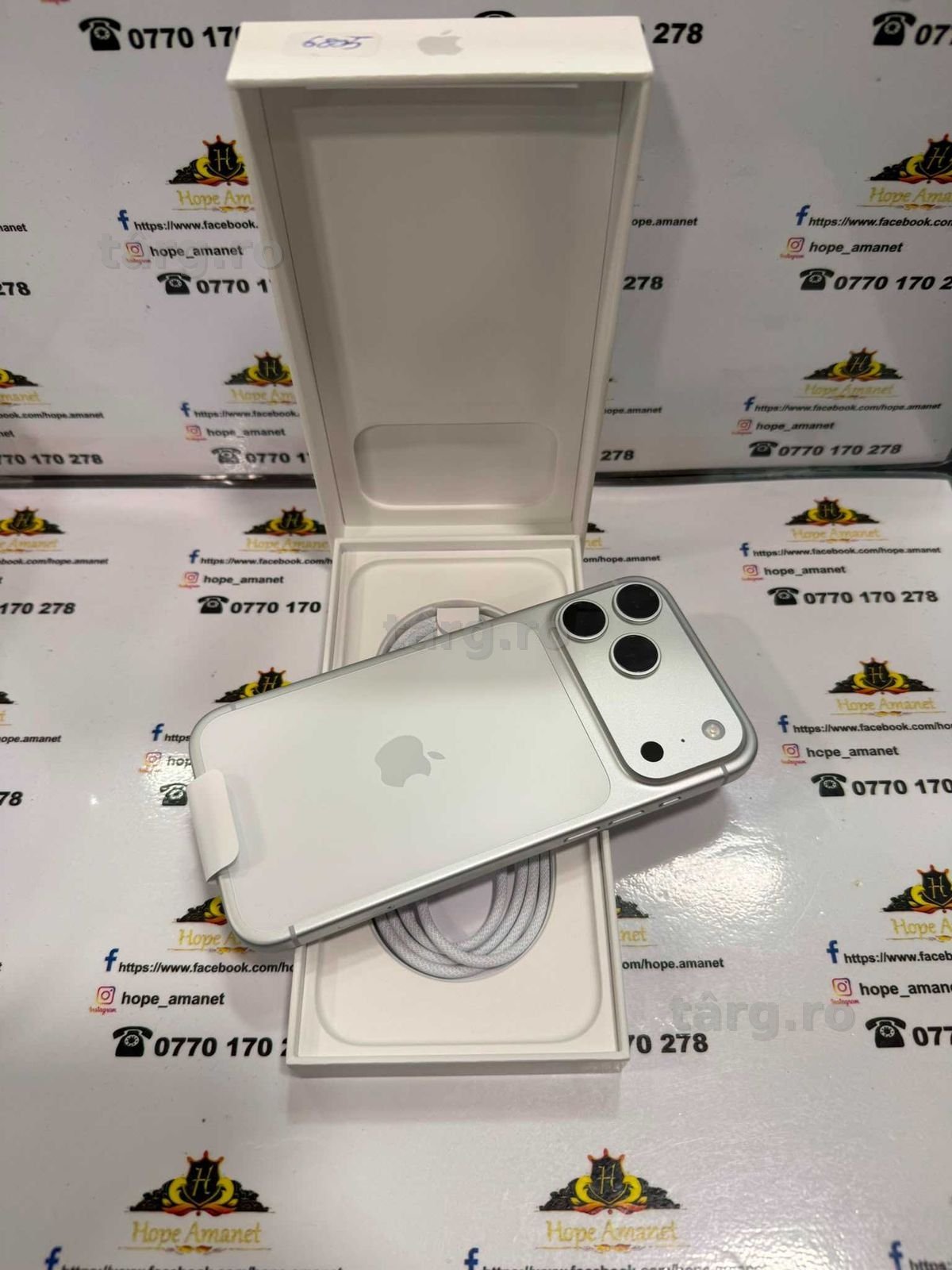 Hope Amanet P13 / iPhone 17 Pro Max / 512 GB / Silver / NOU 2