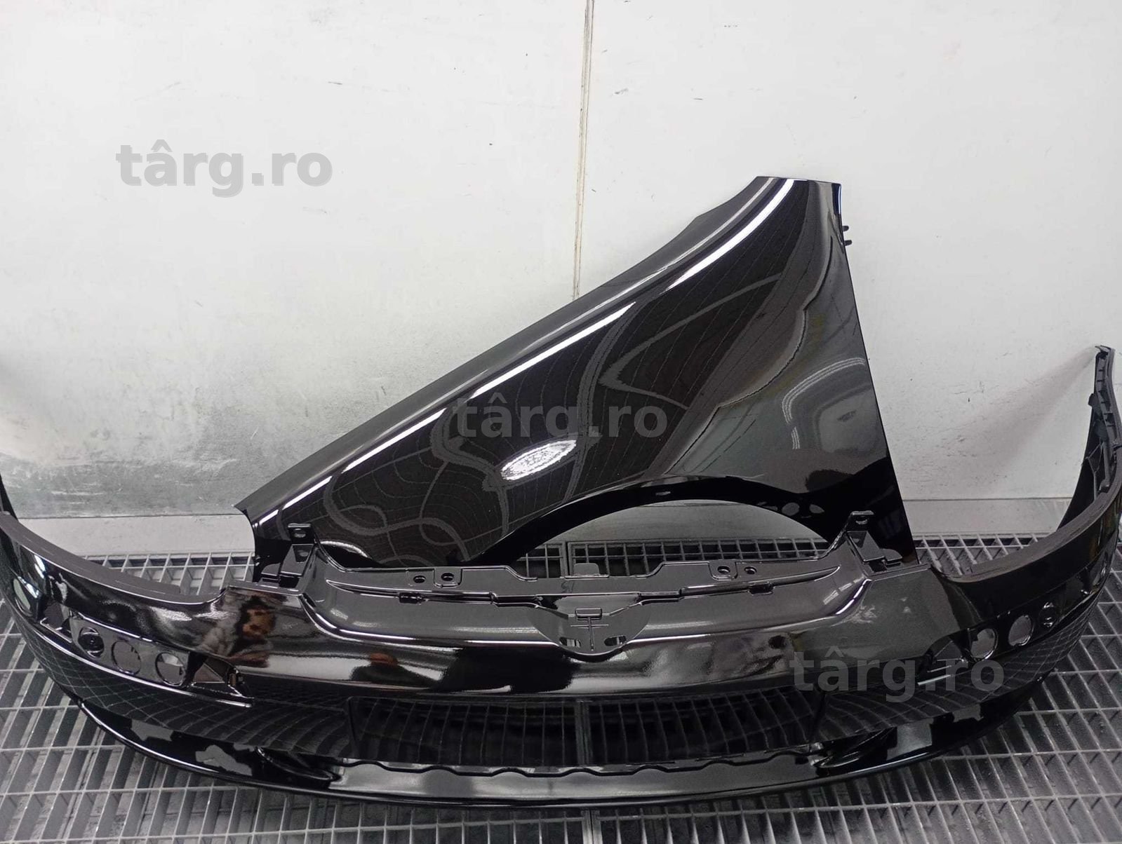 Bara & Aripa Fata Stanga VW Golf 5 V 2004-2008 (L041 (Negru))