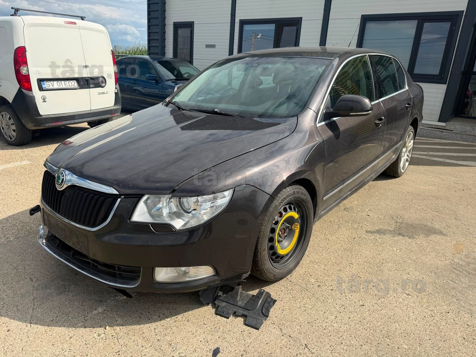 Dezmembrez Skoda superb 2 culoare mokka brown lf8m 2009 1.8 tfsi BZB volan stanga