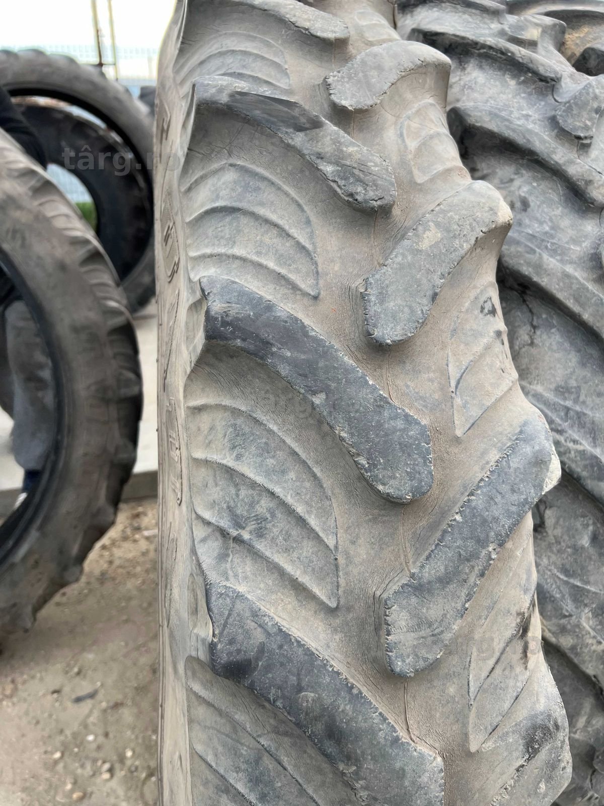 Anvelope sh 11.2 R48 Taurrus 5