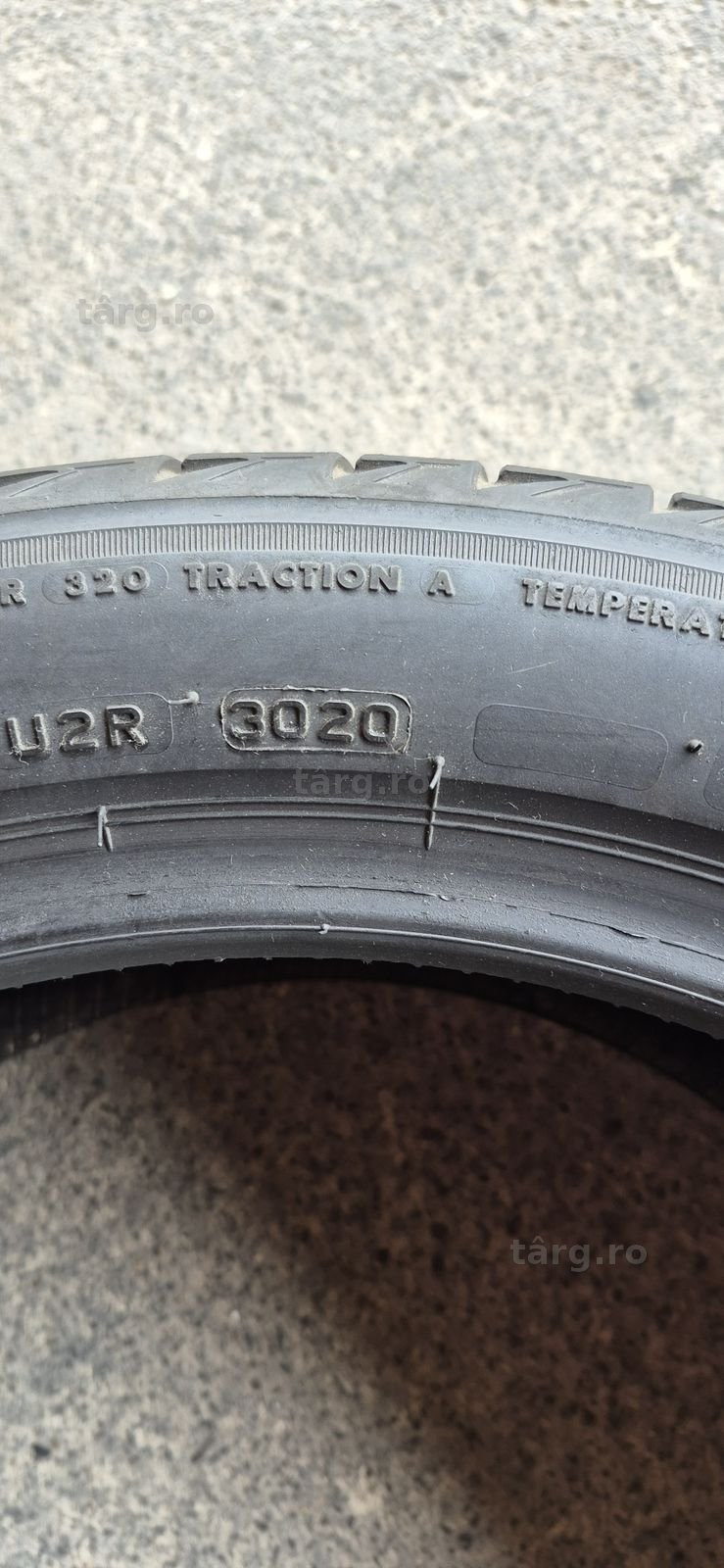 4 anvelope vara Bridgestone,fata 225/45/18,spate 255/40/18.Pret/bucata 8