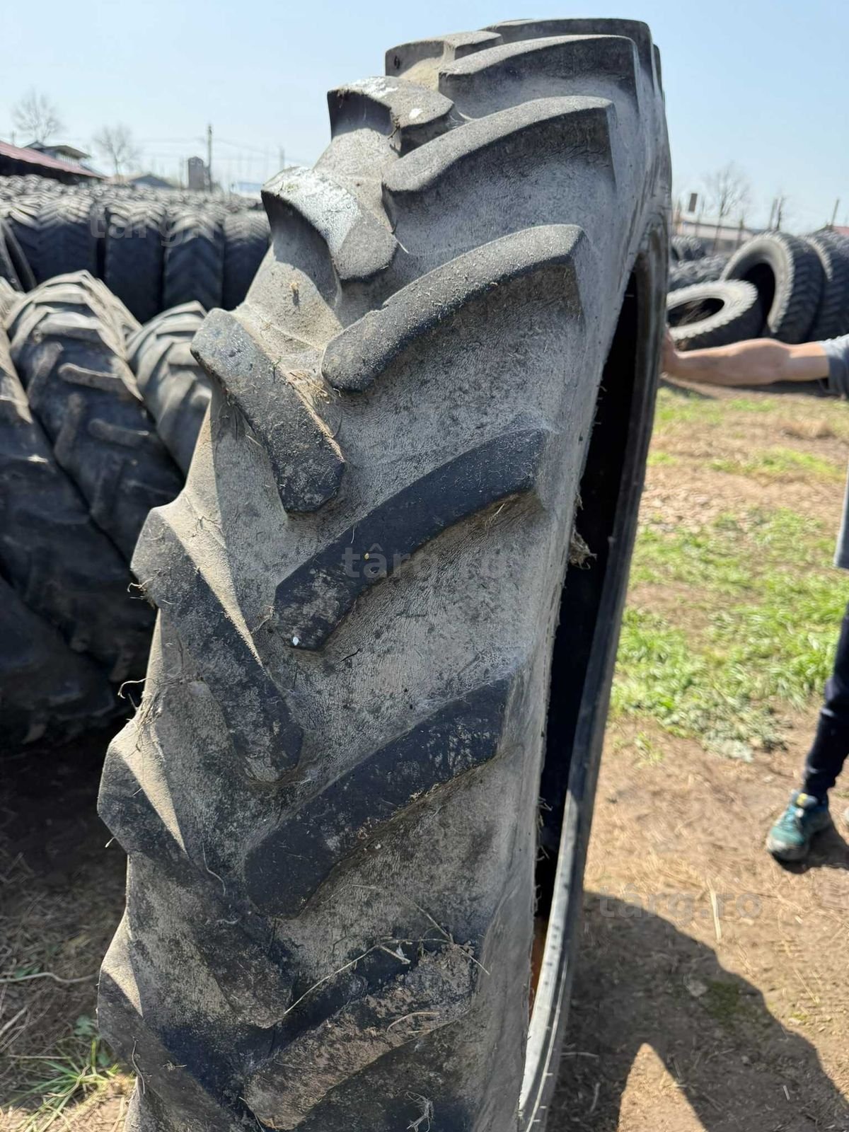 Anvelopa 12.4 R50 Alliance