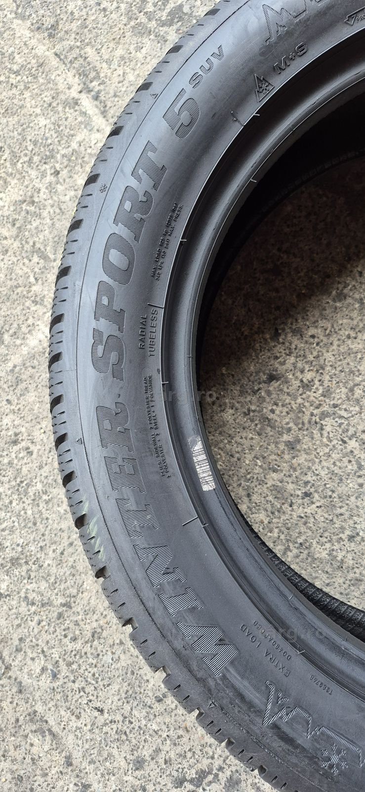 2 anvelope iarna Dunlop ca si noi,245/50/19,dot 2021.Pret/bucata. 4