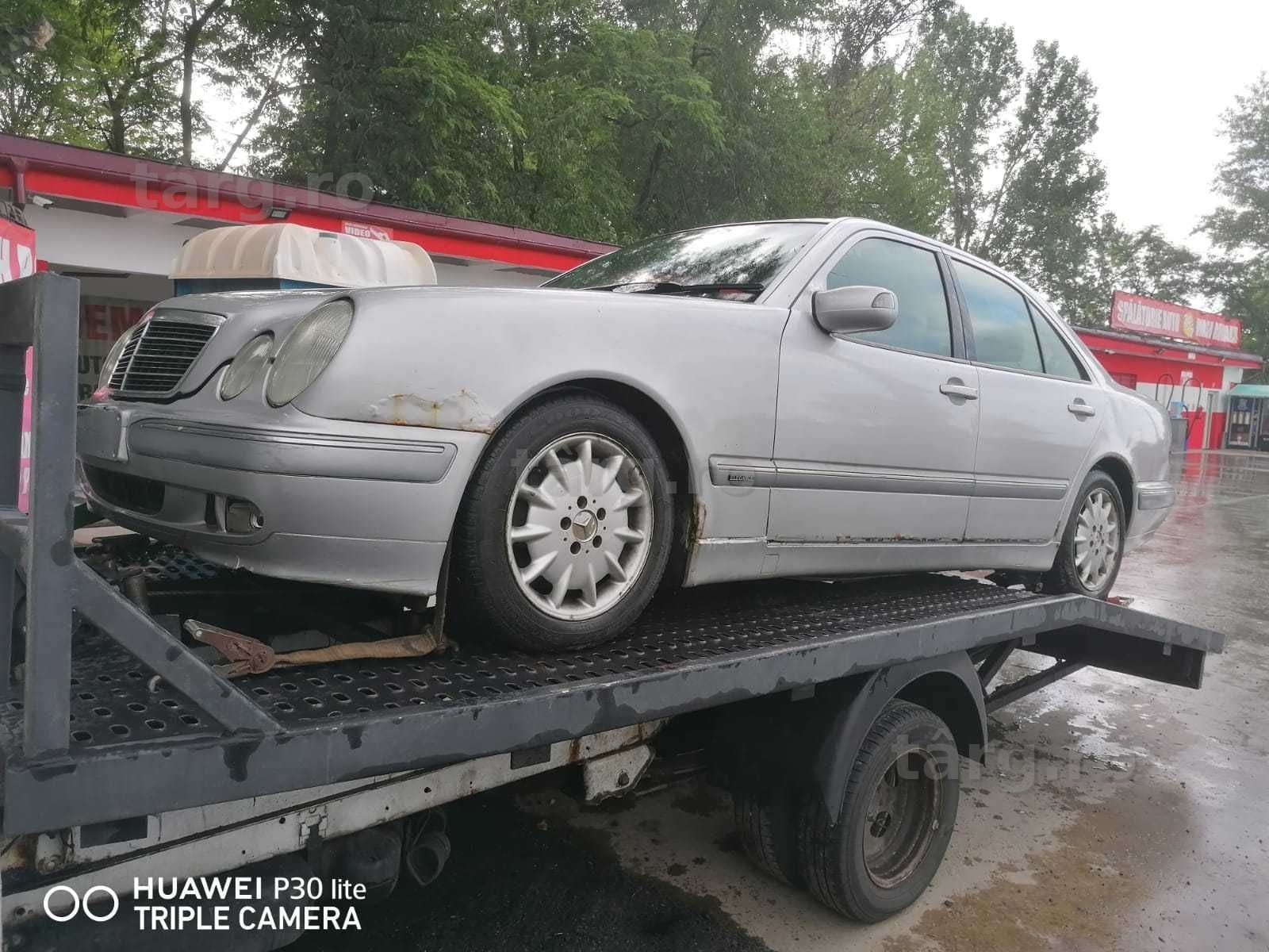 Dezmembrez mercedes w210 2.2 cdi euro 3/e class w210 facelift/