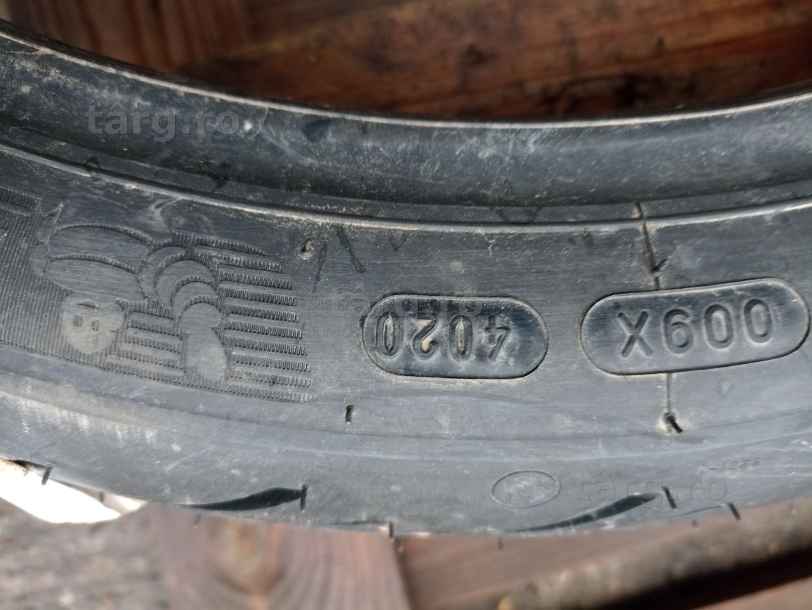O anvelopa de fata NOUA Michelin 90/90 B18 dot 4020 4