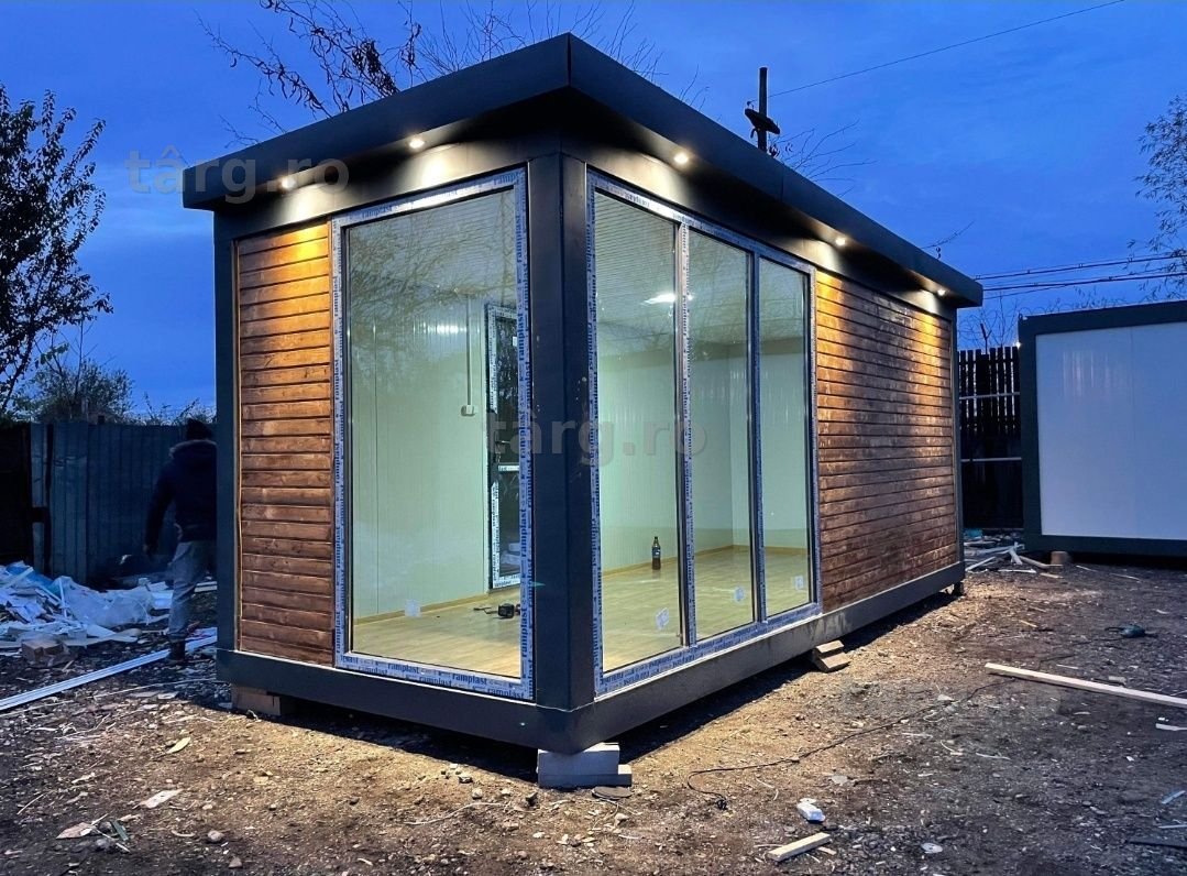 Vand container la comanda