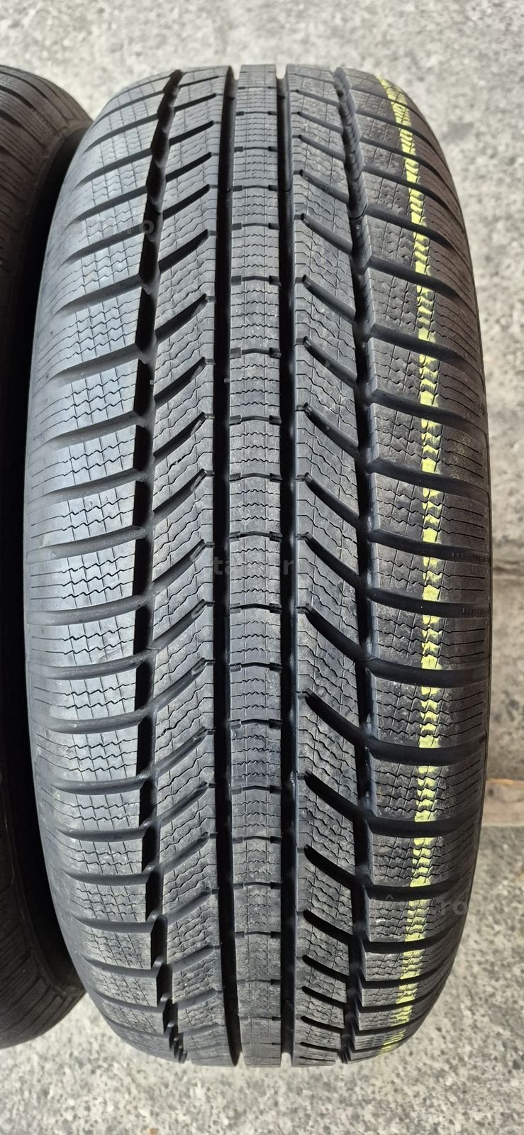 2 anvelope iarna ca si noi Continental 235/65/18,dot 2022.Pret/bucata 2