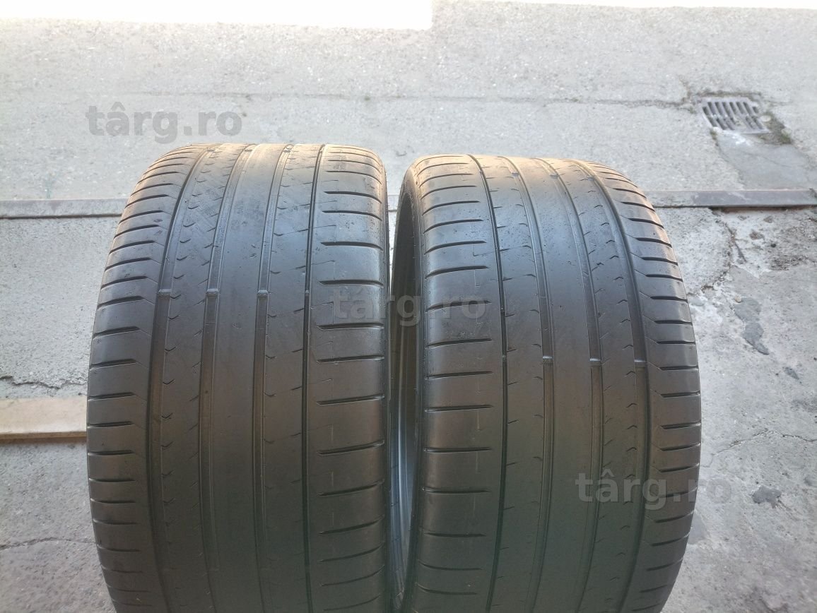 2 anvelope de vara Pirelli 325/30 R23 dot 2420