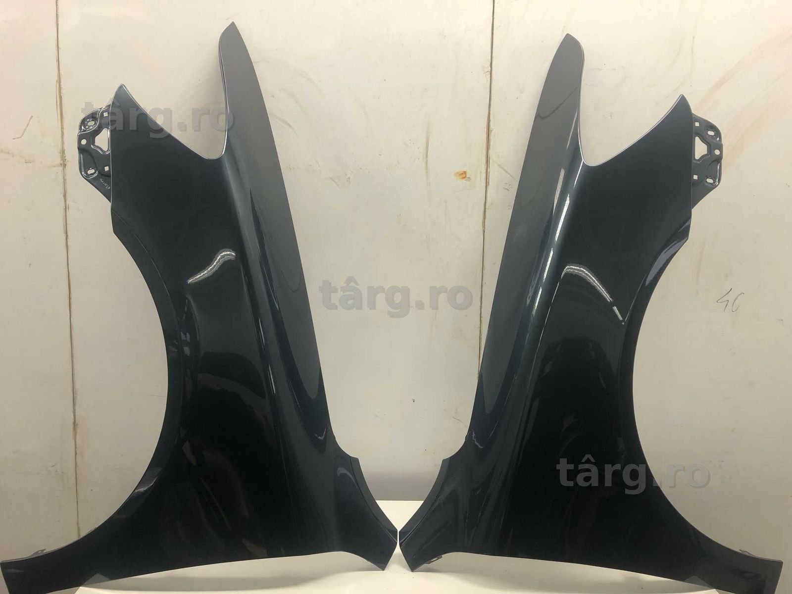 Aripa Fata Dreapta & Stanga Skoda Octavia 2 II An 2004-2008 F8J Gri