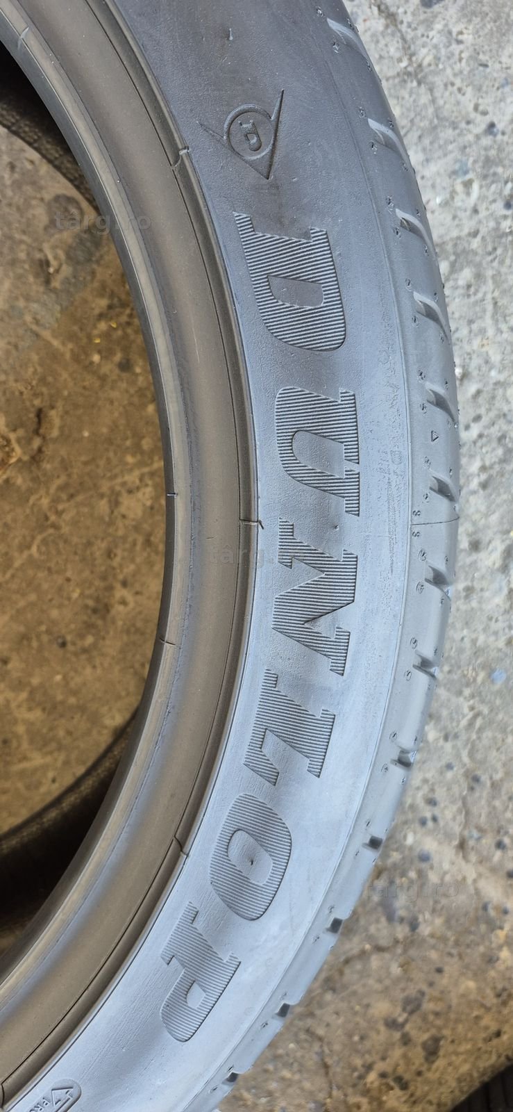 4 anvelope vara noi,fata Dunlop 245/45/19,spate Continental 275/40/19.Pretul este pe bucata. 3