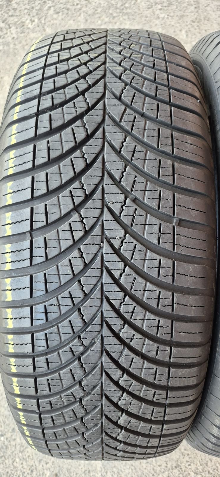 2 anvelope M+S ca noi Goodyear 225/55/18,dot 2023.Pretul este pe bucata. 2