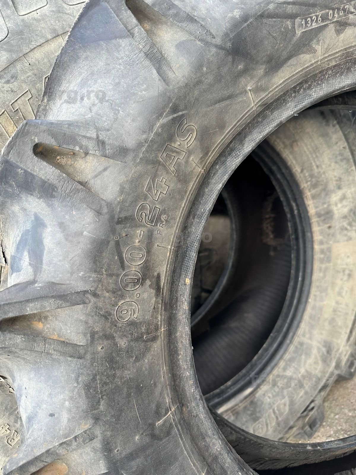 Anvelope sh 9.00 R24 2