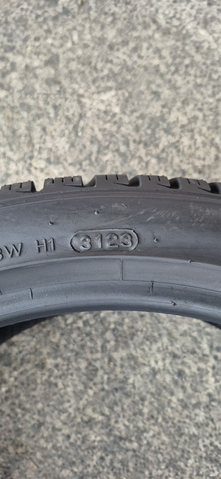 4 anvelope iarna ca noi Hankook 225/40/18.Pretul este pe bucata. 8