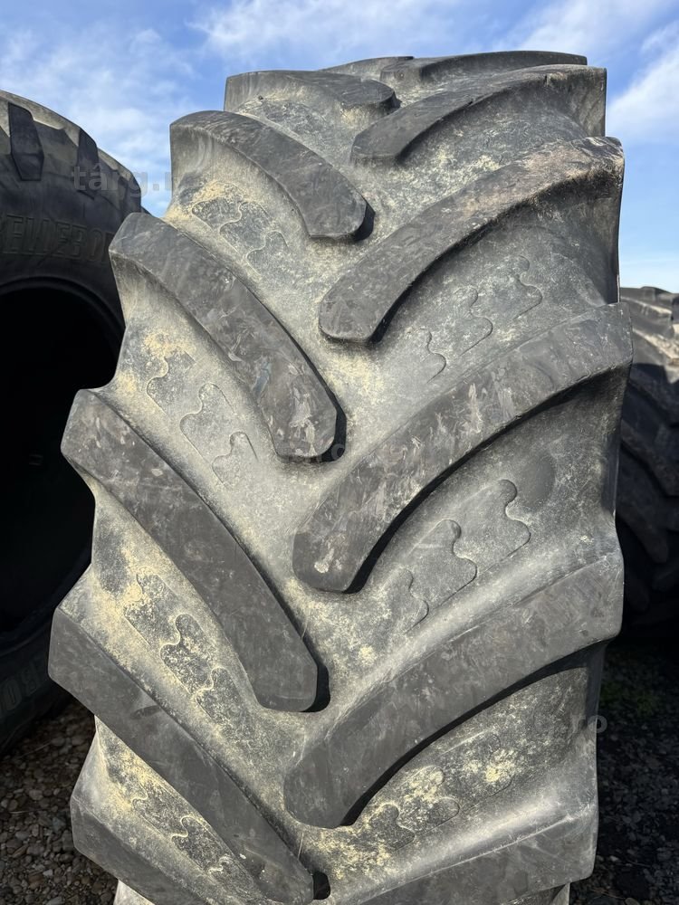 710/75r42 bkt tractor