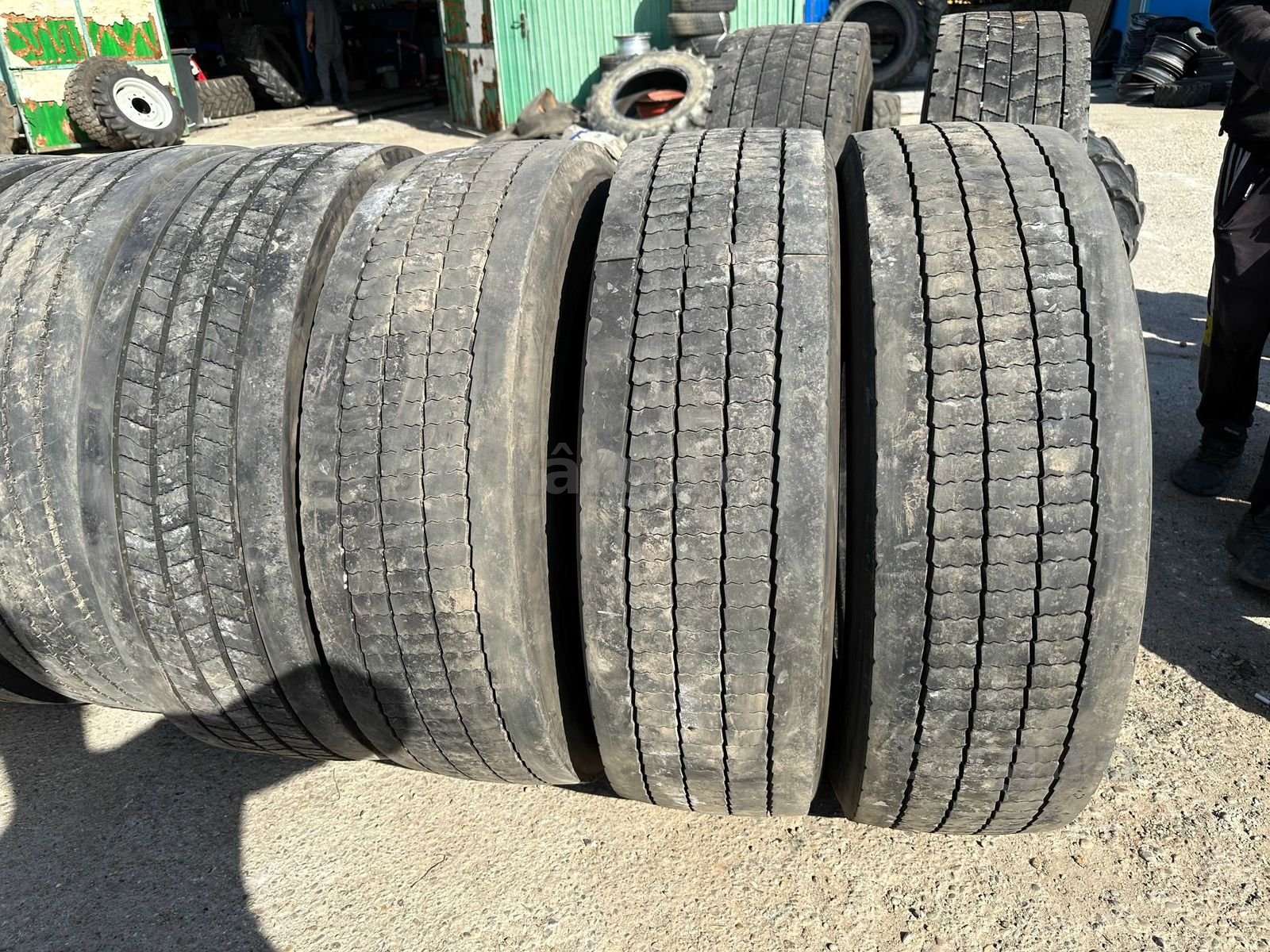Anvelopa 275.70 R22,5 5