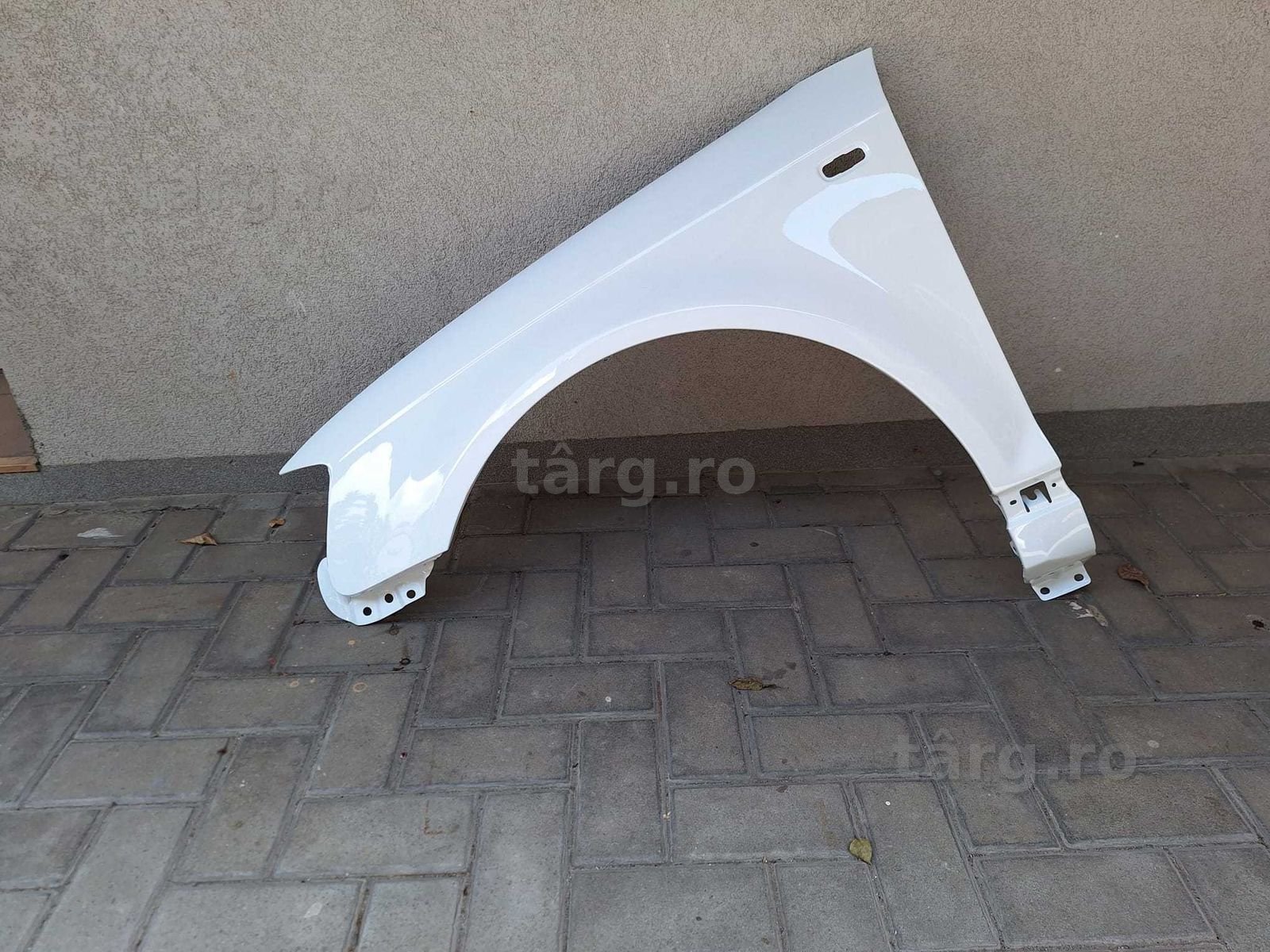 Aripa Fata Stanga Audi A3 8P An 2003-2008 Vopsita Alb