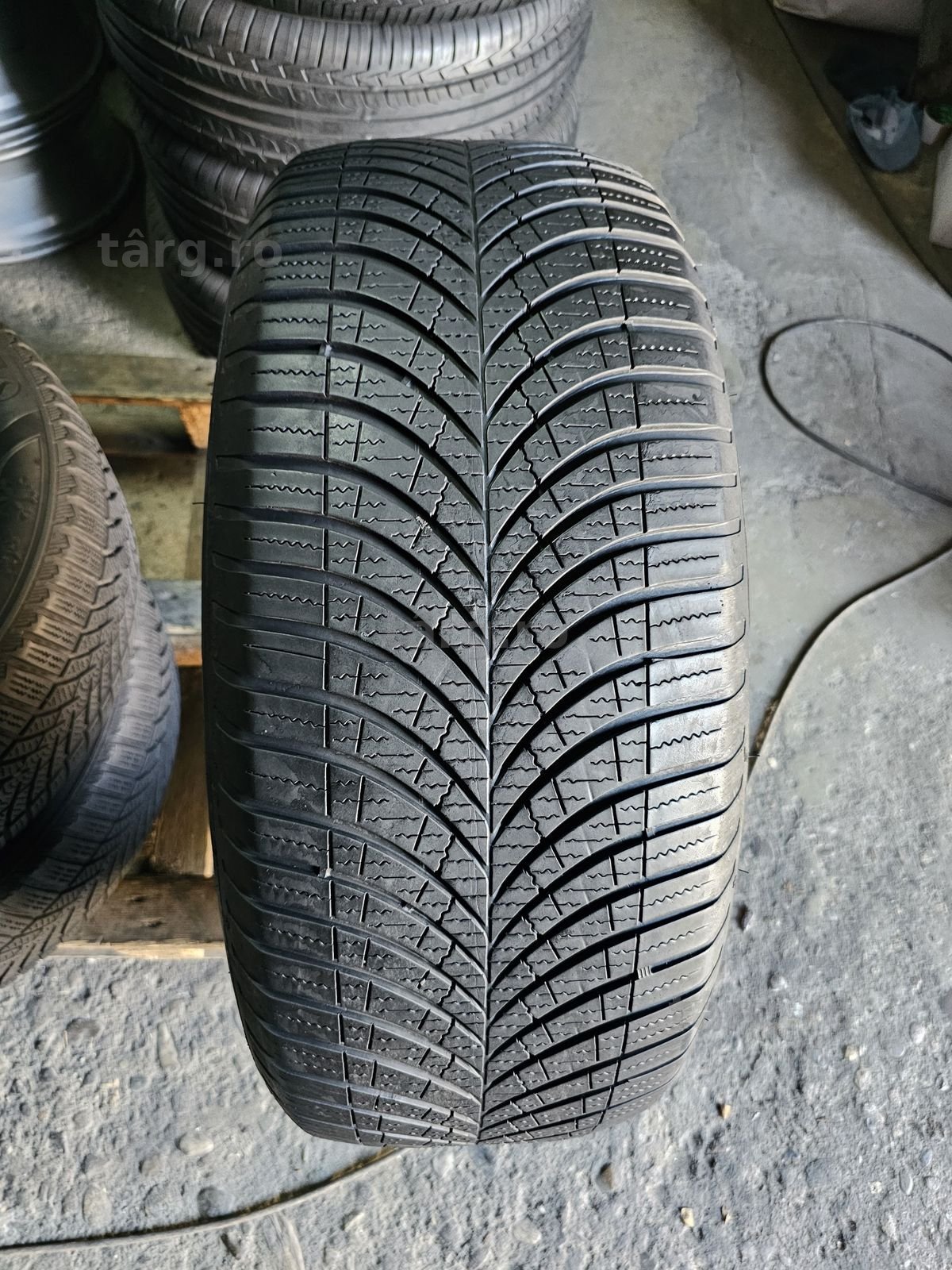 1 anvelopa allseason 255 55 18 Goodyear Runflat 2022