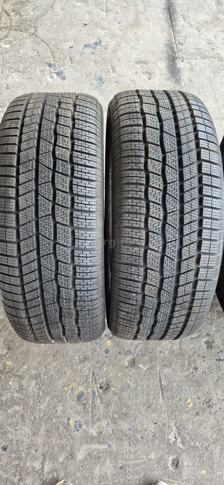 4 anvelope iarna noi Continental 255/50/20.Pretul este pe bucata. 2