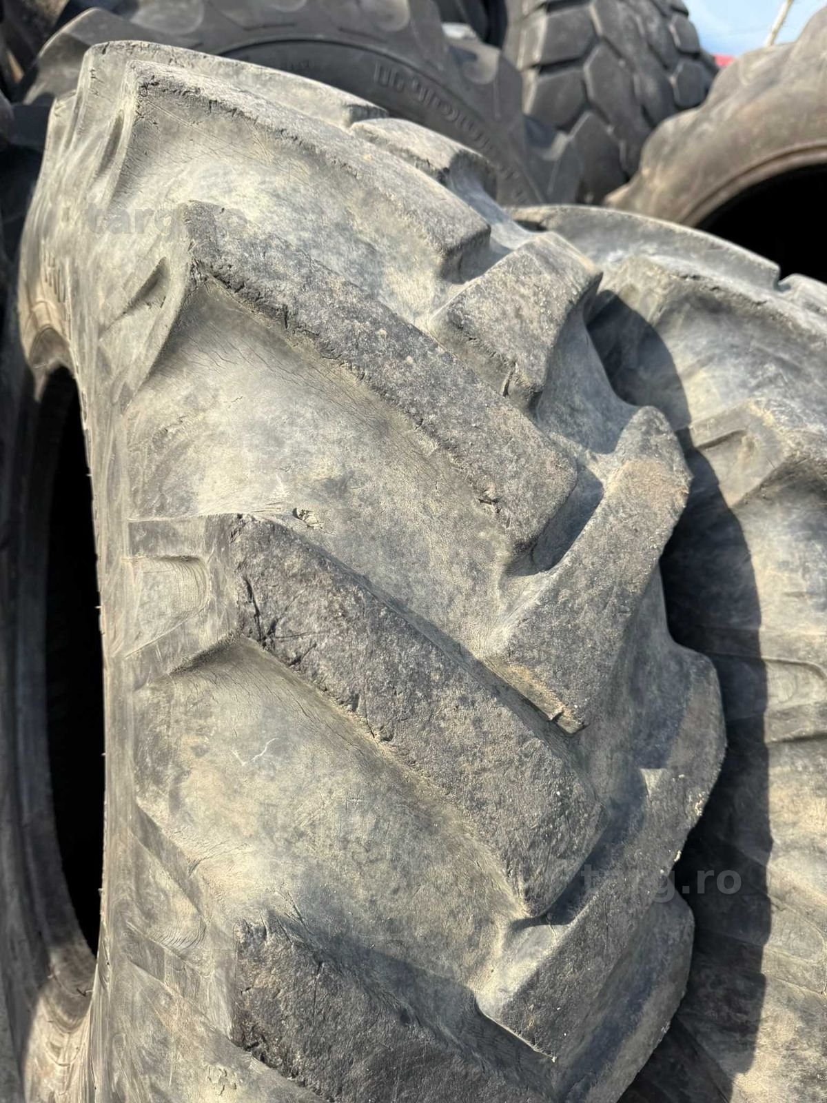 Anvelope 12.5 R20 Continental 5