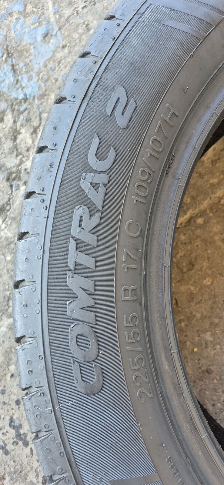 2 anvelope vara Vredestein 225/55/17C,dot 2023.Pretul este pe bucata. 4