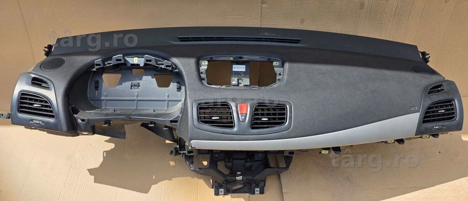Plansa bord cu airbag pasager Renault Fluence 2010 2011 / 2012 / 2013 2014