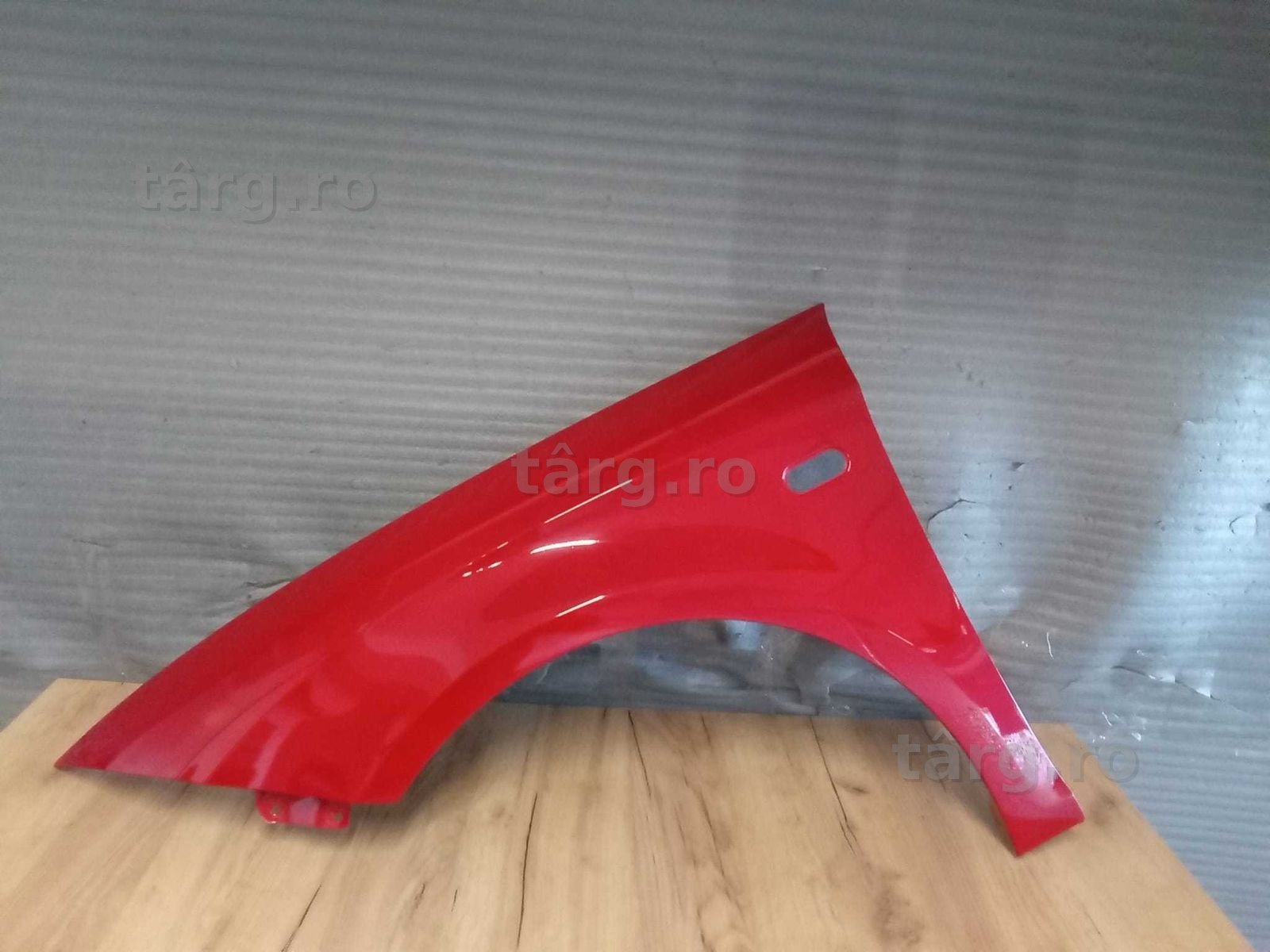 Aripa Fata Stanga Seat Leon 2005-2008 (Rosu)
