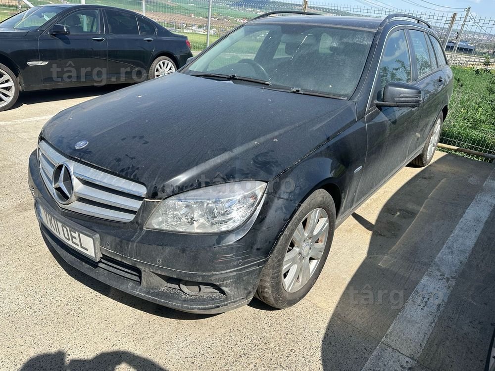 Dezmembrez / Dezmembrari / Piese / Accesorii Mercedes c w204 2011 break 2.2 cdti euro 5 negru
