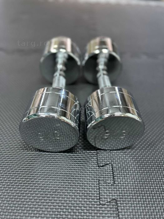 Set de 2 Gantere cromate cu greutate fixa 18 KG - 2 x 9 KG