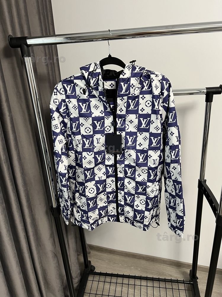 Geaca LOUIS VUITTON super calitate