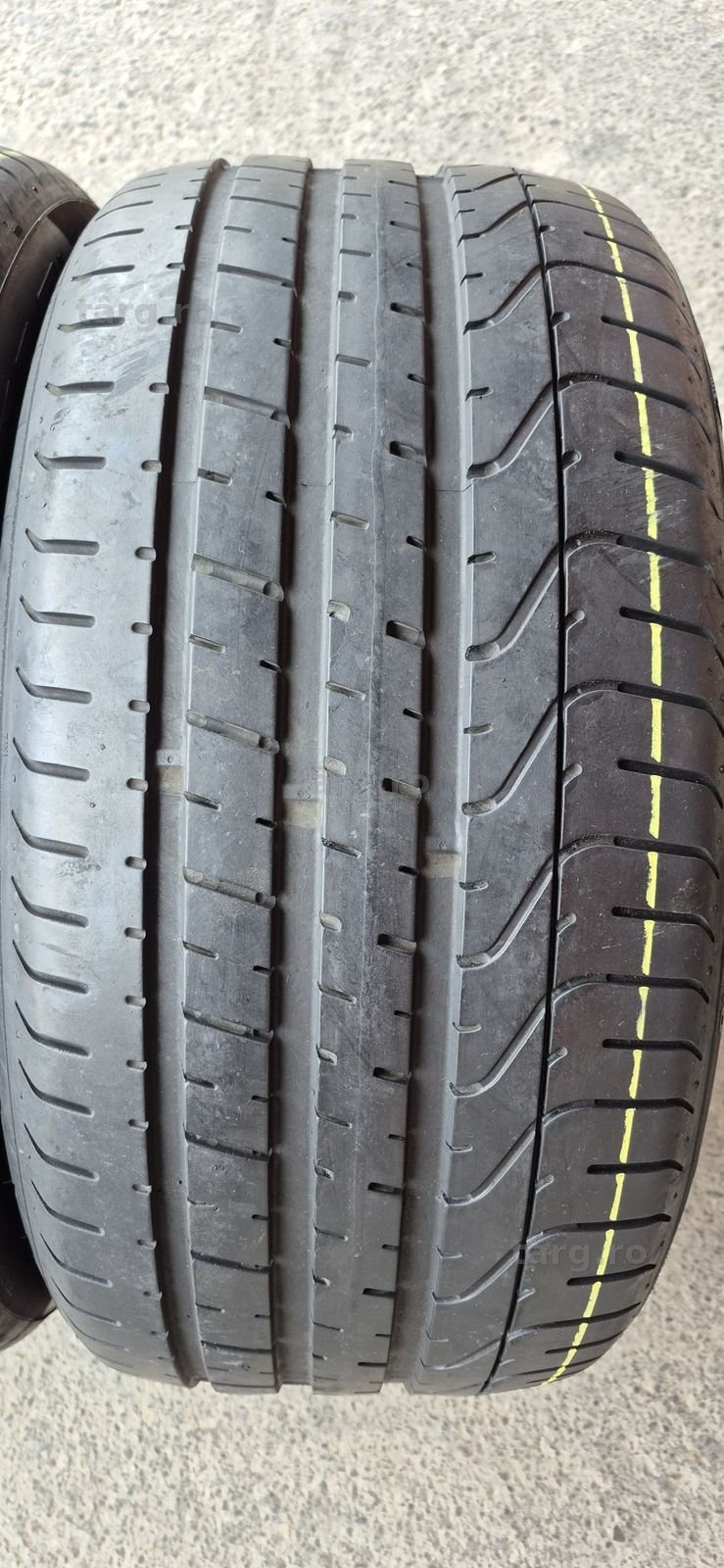 4 anvelope vara Pirelli,fata 225/45/18,spate 255/40/18.Pret/bucata 3
