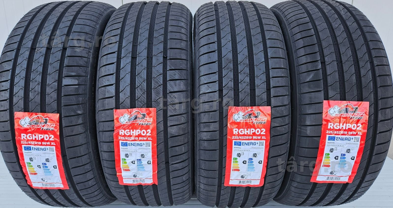 225/45 R19, 96W XL, ROADHOG RGHP02 ,Anvelope de vara B/B/70