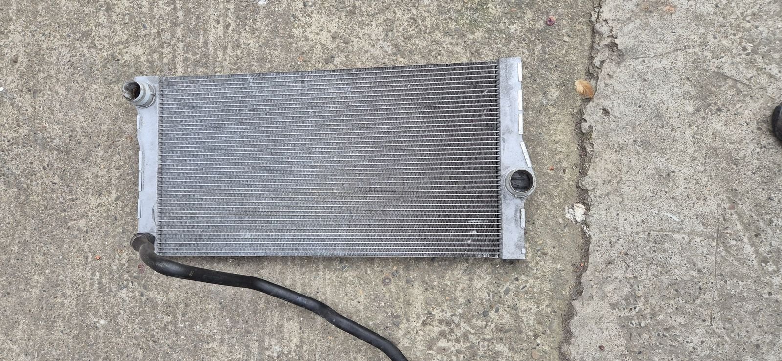 Radiator apa bmw f10 f11 520d n47 184 cp automat